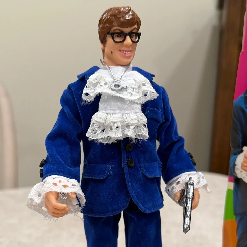 TRENDMASTERS 1998 AUSTIN POWERS FULL POSABLE DOLL & WORKING TALKING STAND IN BOX - Picture 5 of 15